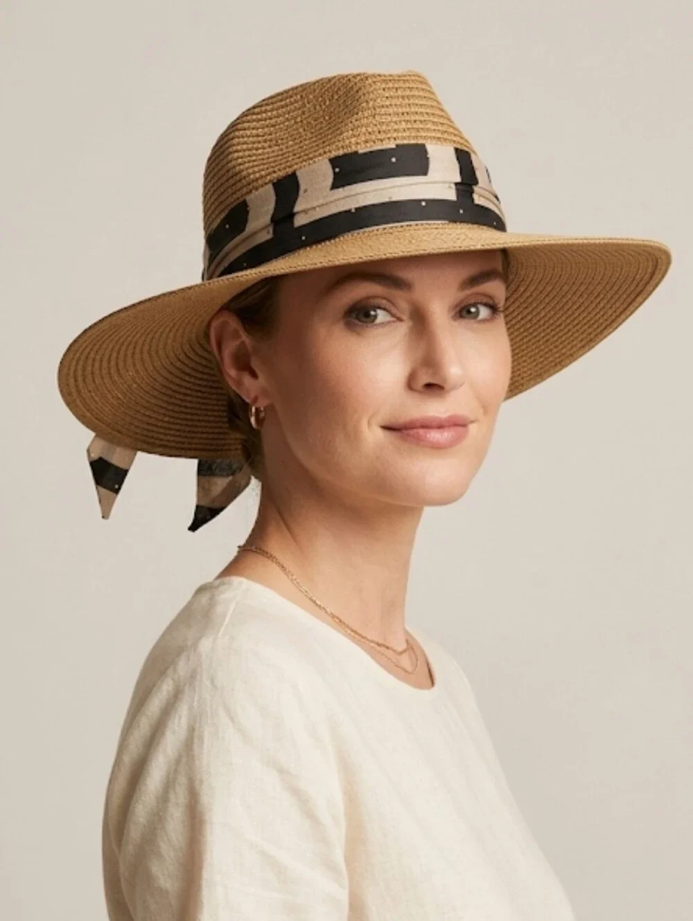NEW Adrienne Vitadini Summer Straw Wide Brim Beach Hat Black/White Scarf